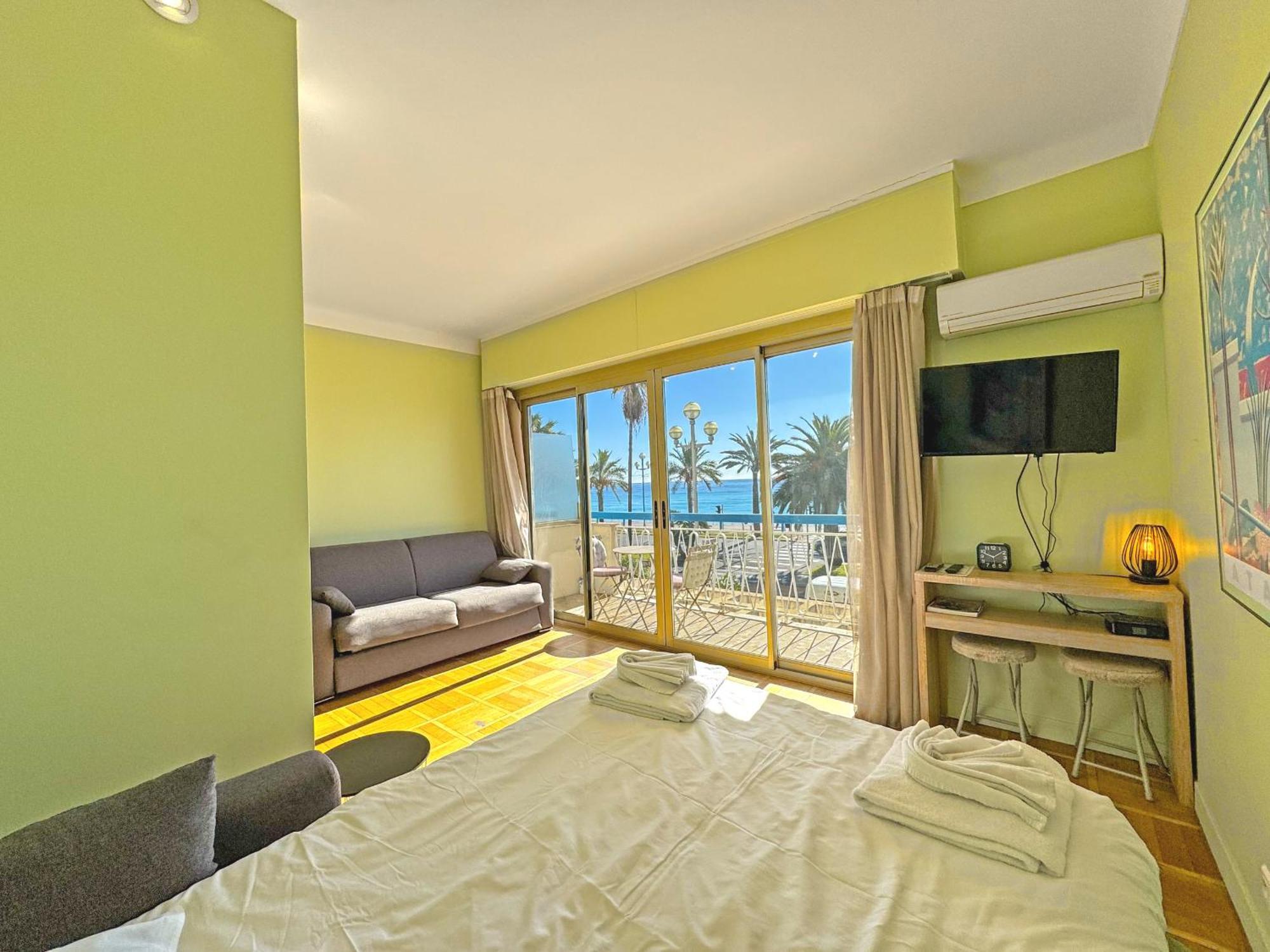 Promenade Holiday - Suffren Beach Nizza Exterior foto