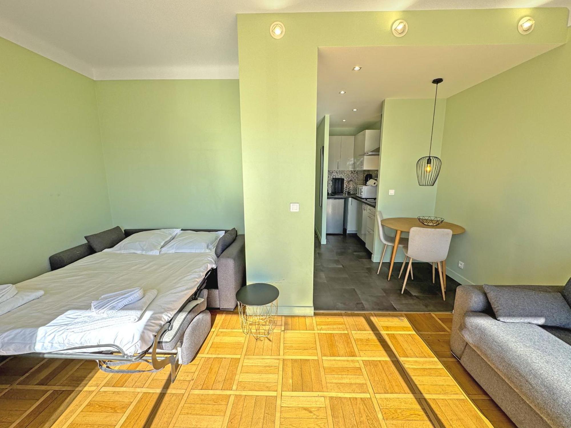 Promenade Holiday - Suffren Beach Nizza Exterior foto
